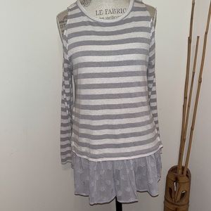 Doe & Rae drop shoulder size small